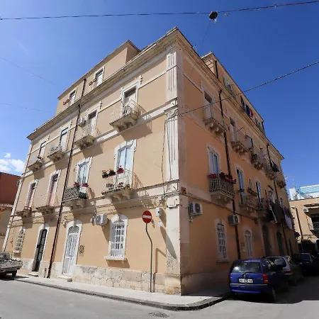 La Sicilia In Un Sogno Syracuse